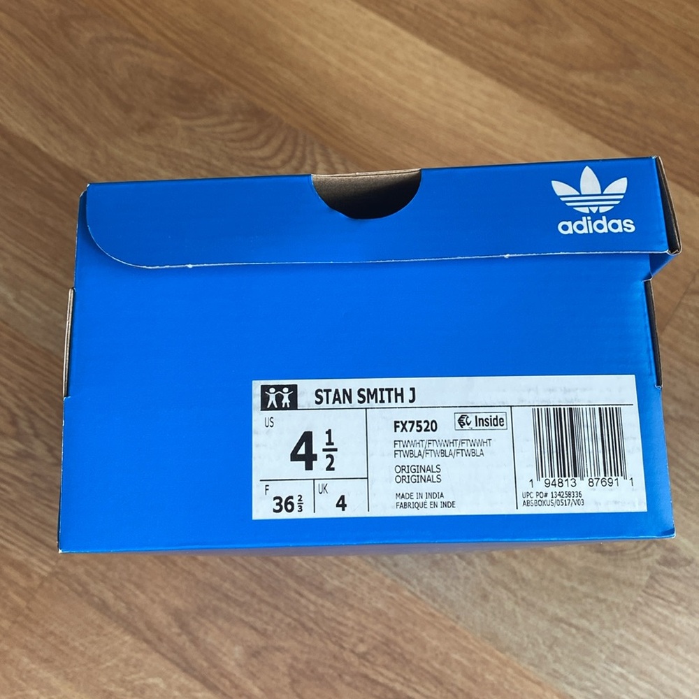 Adidas Stan Smith kids 4.5 - Picture 7 of 9